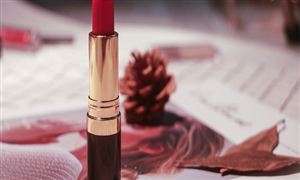 2023口紅市場(chǎng)發(fā)展現(xiàn)狀分析報(bào)告
