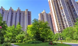2023房地產并購現(xiàn)狀分析：房地產收并購市場熱度回升 八月交易額明顯增長