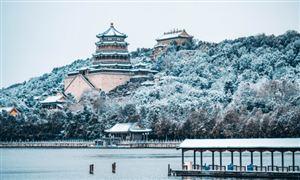 元旦假期冰雪游火爆 2024年旅游產(chǎn)業(yè)發(fā)展趨勢分析