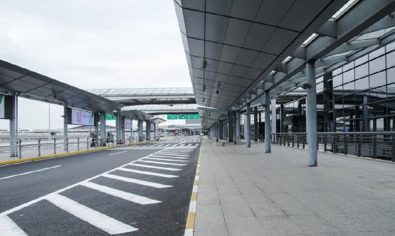 民航客運(yùn)行業(yè)展望 2024年新航季國內(nèi)外客運(yùn)航班量繼續(xù)保持增長