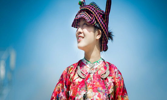民族服裝行業(yè)市場(chǎng)深度分析：壯族服飾出圈 成廣西“Z世代”新國(guó)潮穿搭