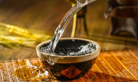 中國中低端白酒行業(yè)深度調(diào)研 市場(chǎng)需求有望進(jìn)一步擴(kuò)大